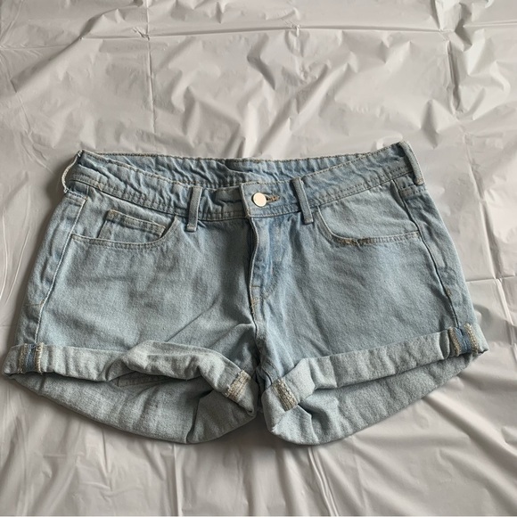 &DENIM Pants - &DENIM blue Jean shorts by H&M woman’s size 8
